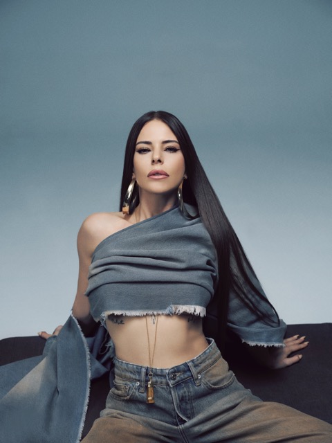 Türk popunun tartışmasız kraliçesi Simge